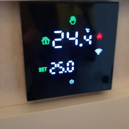 Tontic Lux Hill 54 *