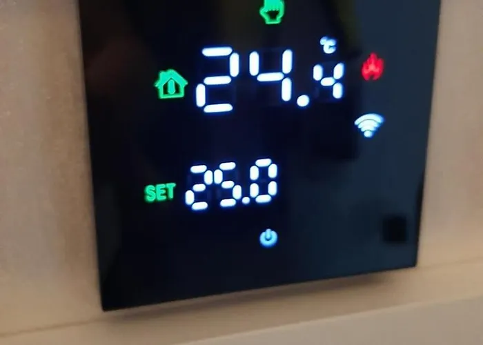 Tontic Lux Hill 54 *